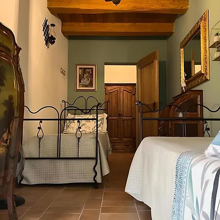 La Valle Dimenticata Farm stay Urbania